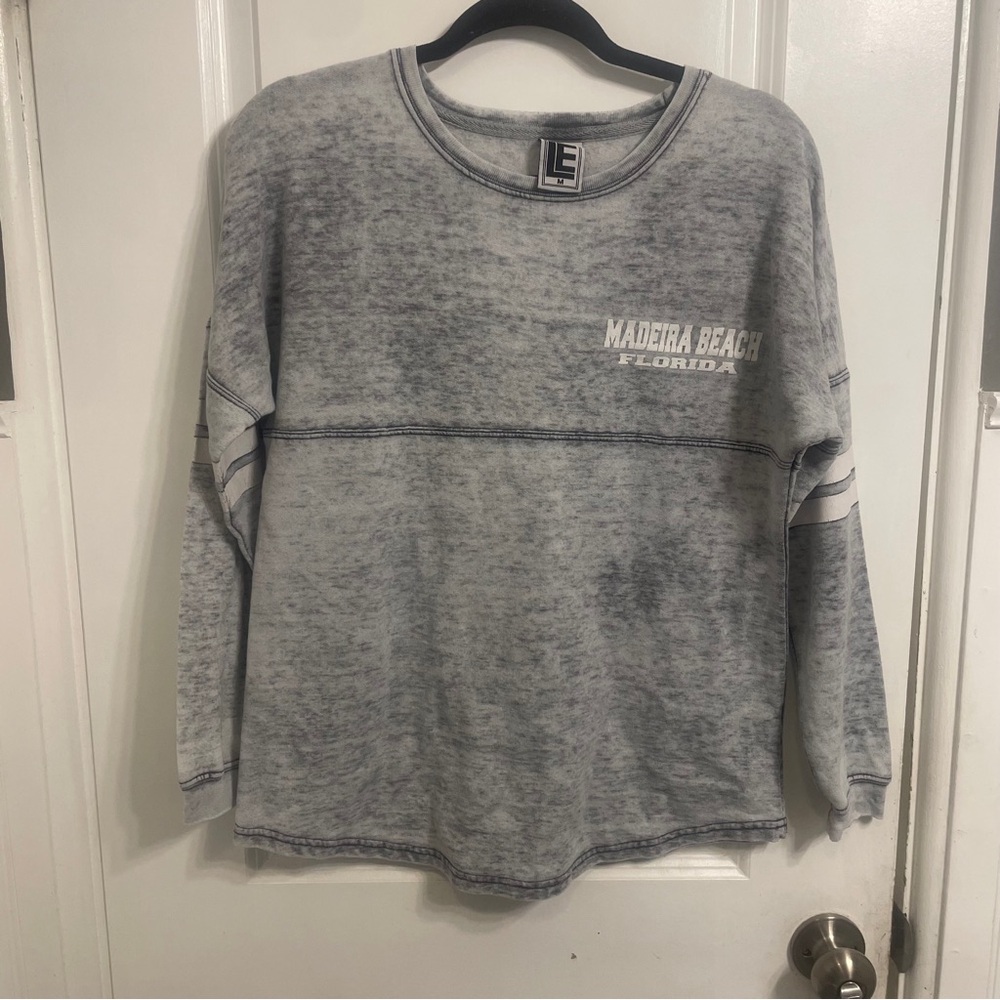 Spirit Jersey Madeira Beach, FL gray LE women’s Size Medium pullover